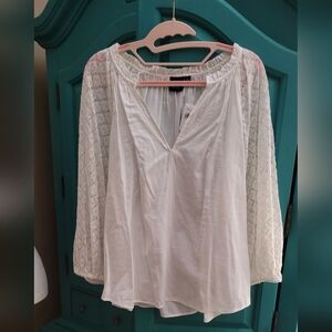 GAP White Lace Sleeve Blouse